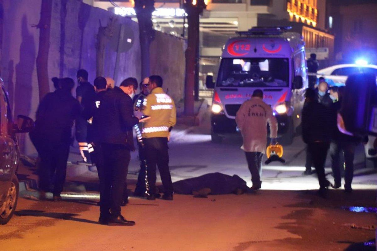 Denizli'de kuryeyi 1 kilometre sürükleyen sürücü teslim oldu