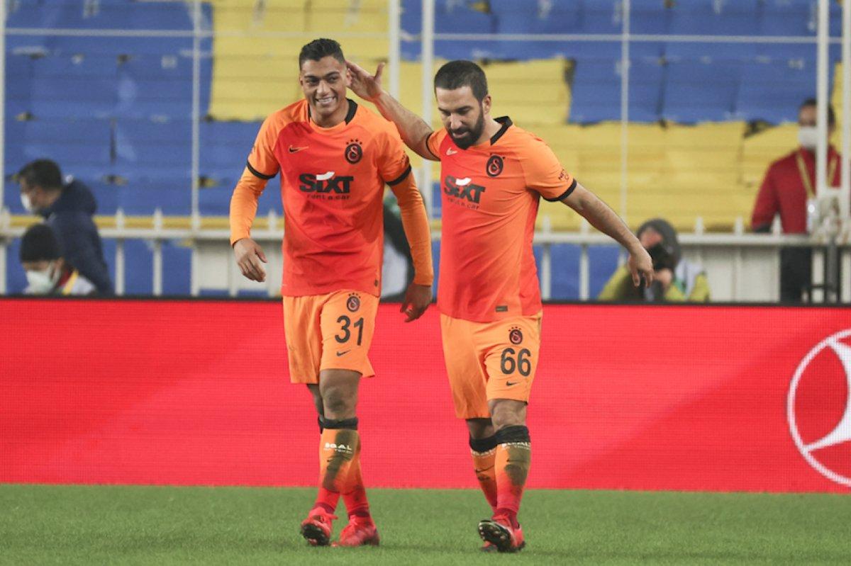 Arda Turan'ın sözleşmesi uzuyor