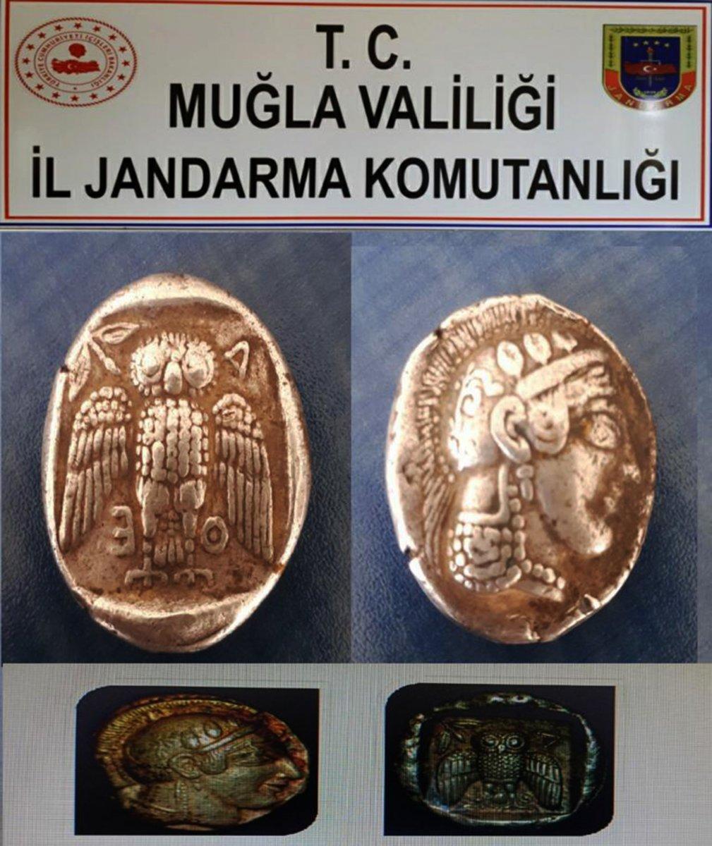 Muğla'da 1 milyon dolarlık Grek sikkesi ele geçirildi