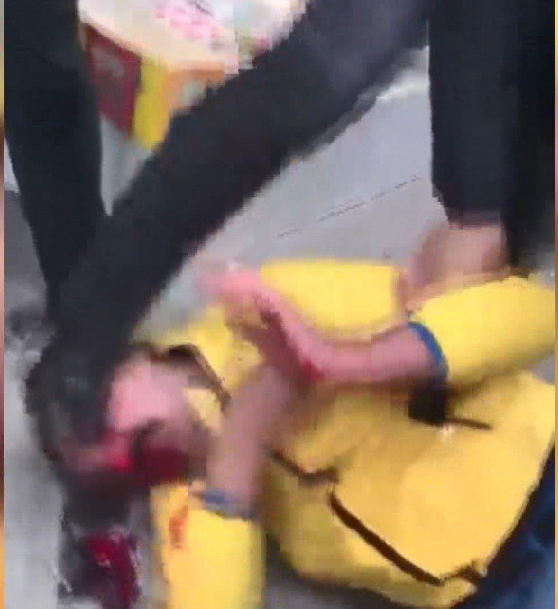 Fatih'te silahla yaralanmasına rağmen saldırganı kovaladı