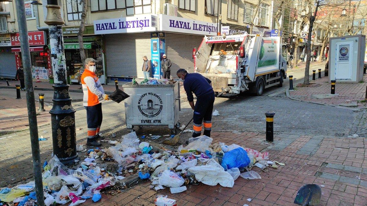Maltepe'de çöpler toplanıyor