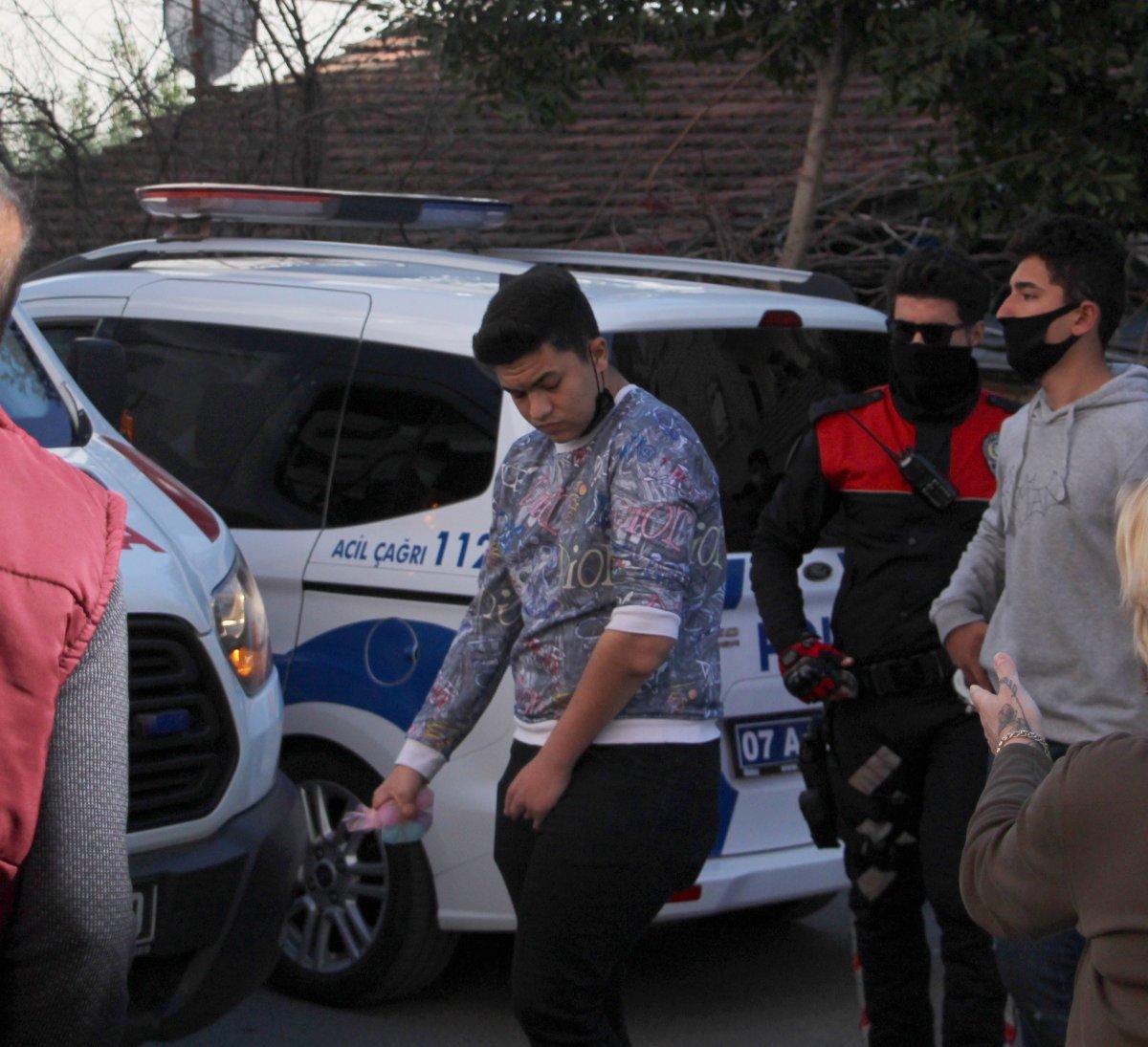 Antalya'da pompalı tüfekli ve bıçaklı kavga