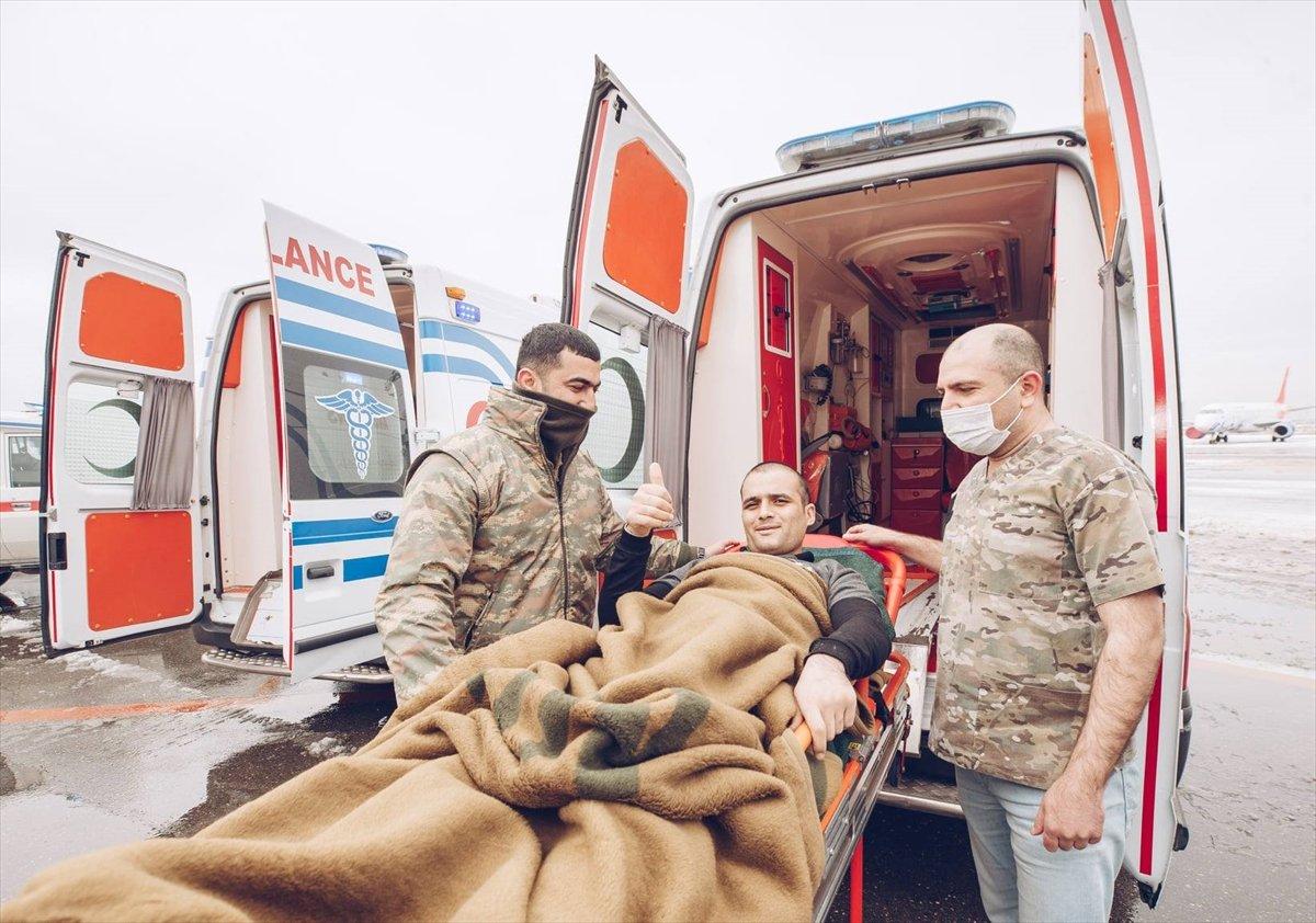 Karabağ gazisi 10 Azerbaycanlı Türkiye'de tedavi edilecek