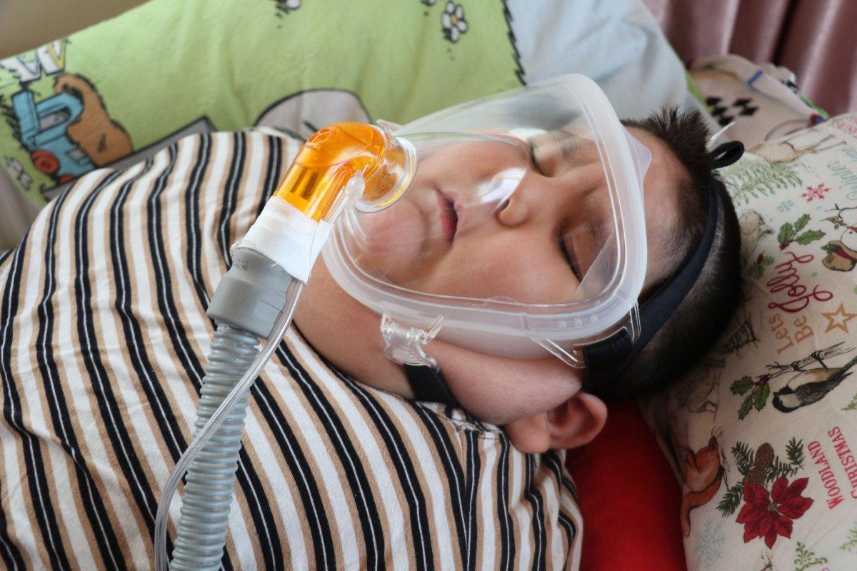 Samsun'da 5 yaşındaki çocuk 90 kiloya ulaştı