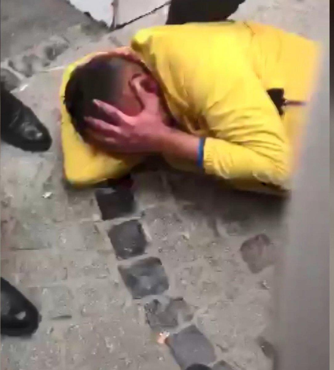 Fatih'te silahla yaralanmasına rağmen saldırganı kovaladı