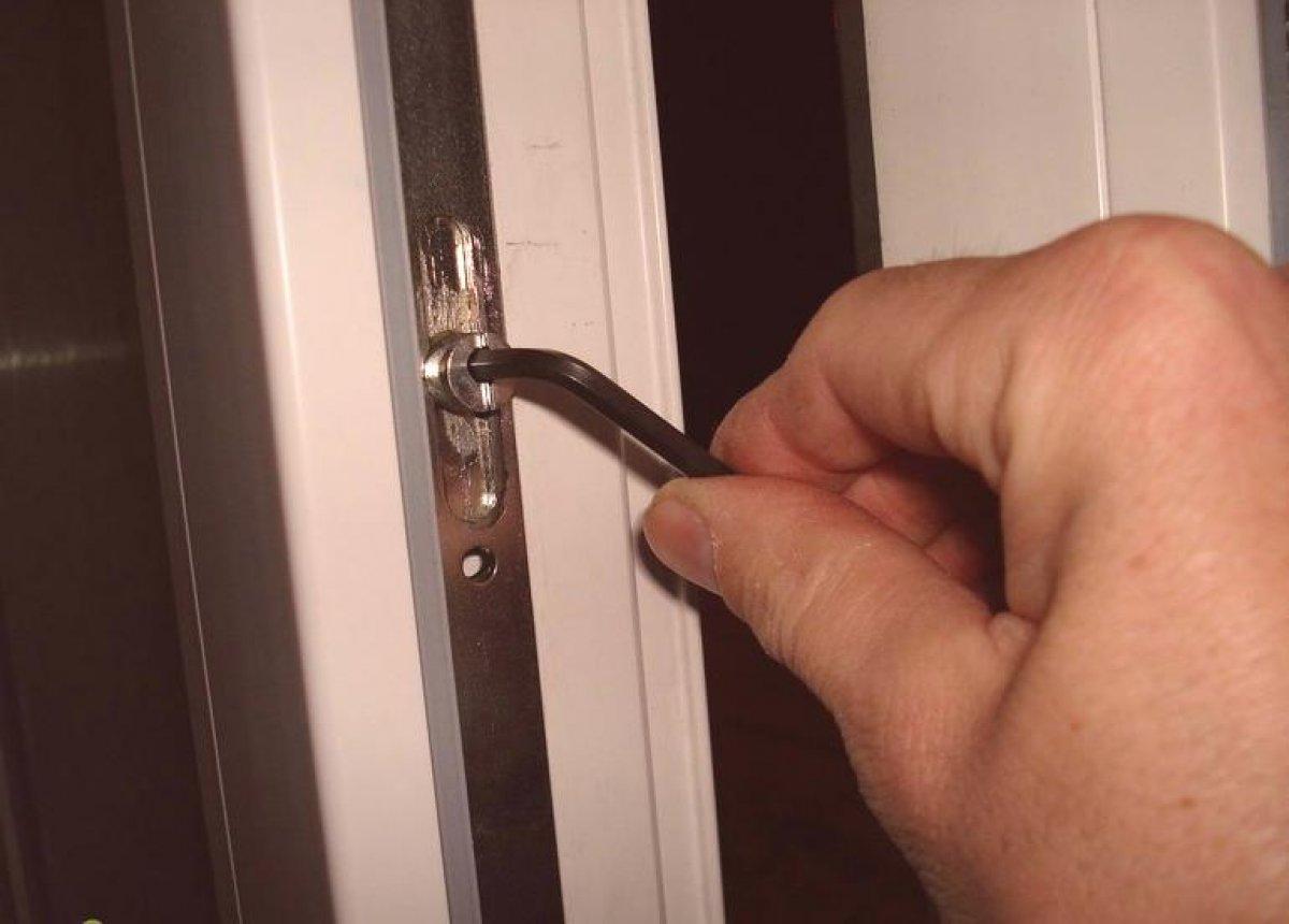 Pencerelerde yaz kış ayarı nasıl yapılır? Hava sızdıran pimapenler nasıl ayarlanır?