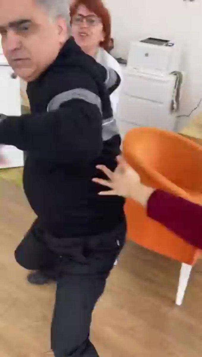 İzmir'de doktor hasta yakınına saldırdı