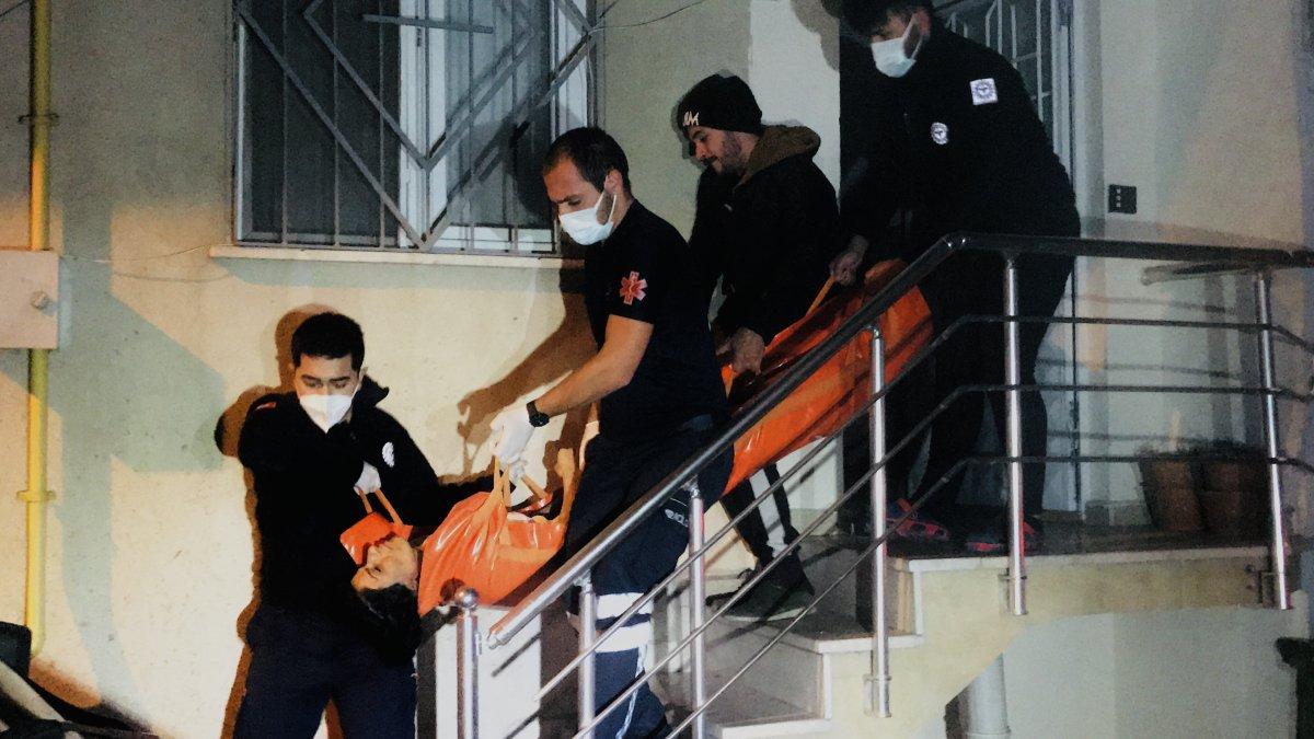 Bursa’da cep telefonu yüzünden sevgilisini silahla yaraladı