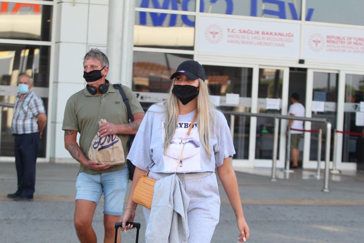 İngiliz basını: Türkiye, İngiltere'den turistleri ağırlamaya hazırlanıyor