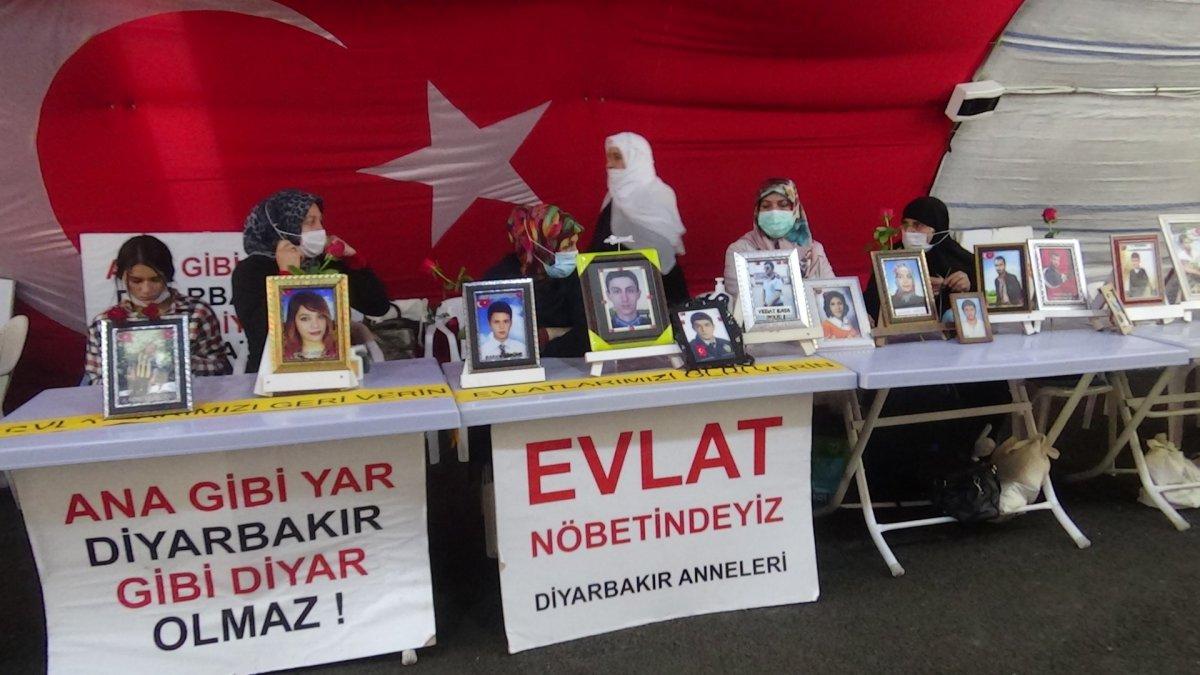 Evlat nöbetindeki anne: Kızımı HDP'den istiyorum