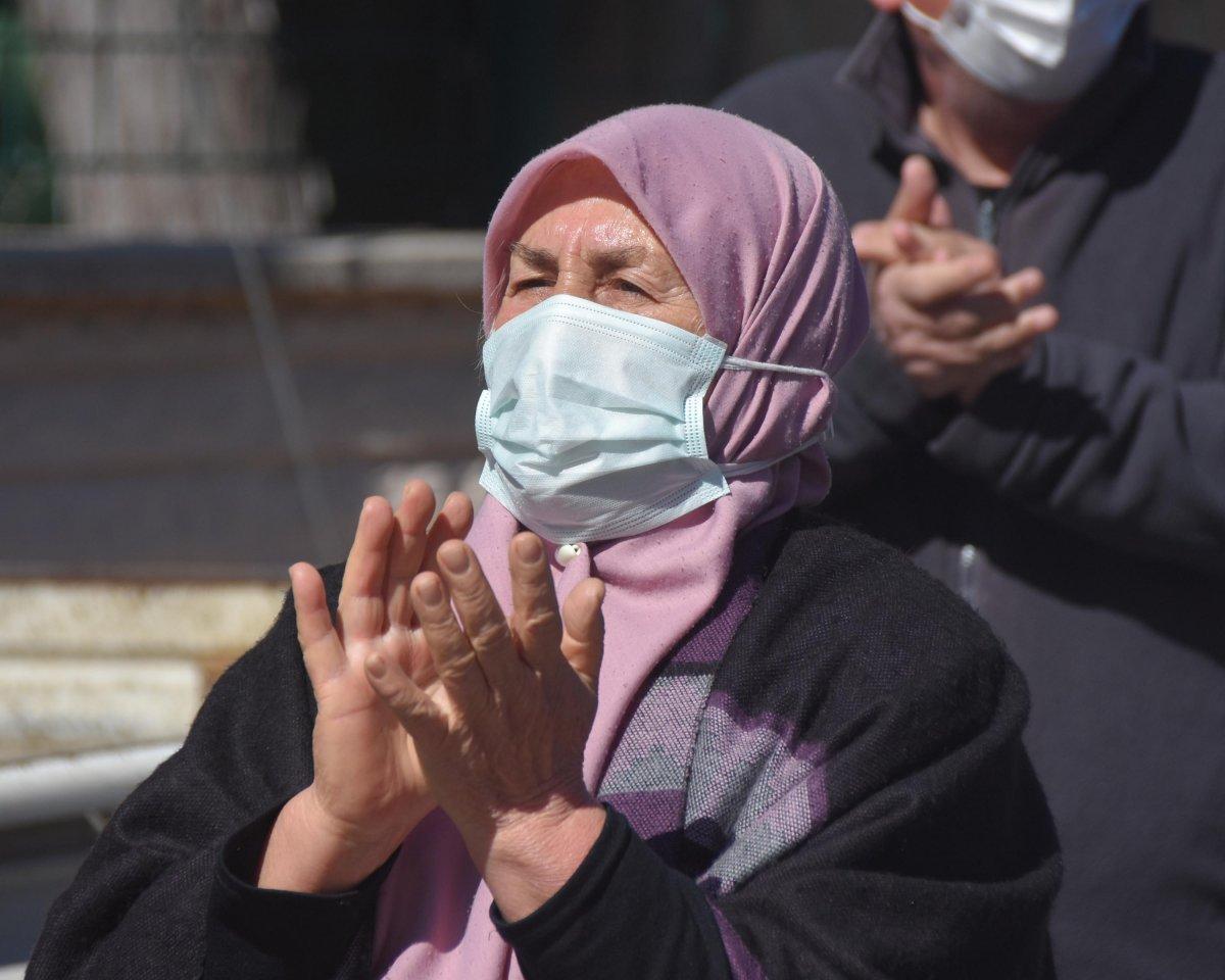 İzmir'de mahalleli, kentsel dönüşüm imar planına tepkili