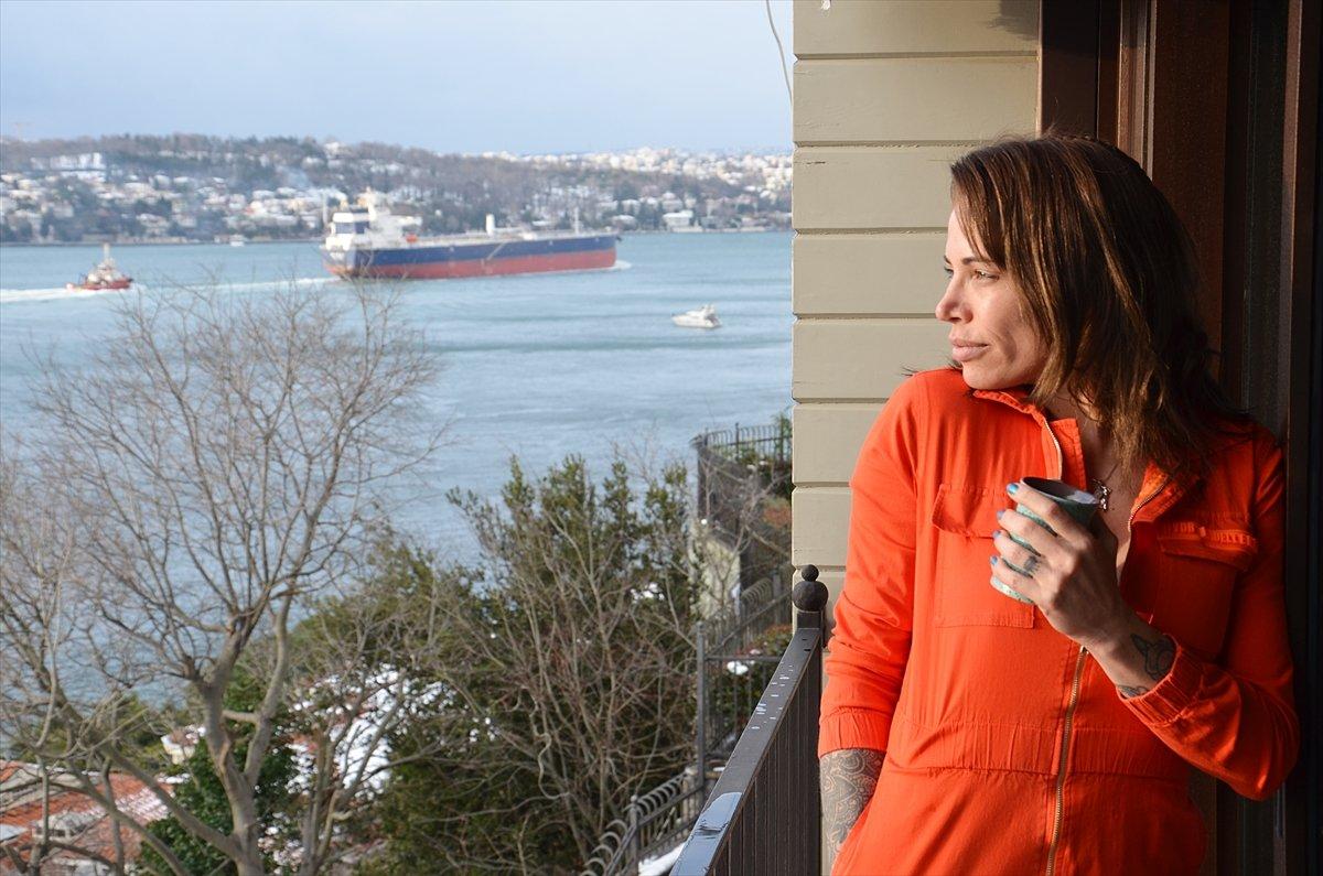 Fenerbahçeli Sosa'nın eşi Carolina, 'ikinci evim' dediği İstanbul'da sanatla iç içe