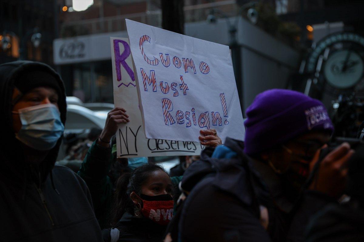 New York Valisi Cuomo hakkında üçüncü taciz iddiası