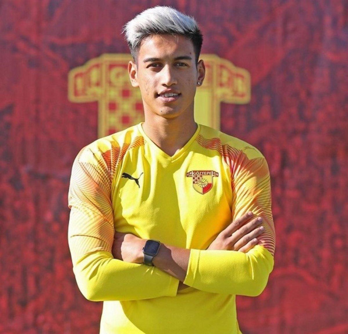 Fransızlar İrfan Can Eğribayat'ın peşinde