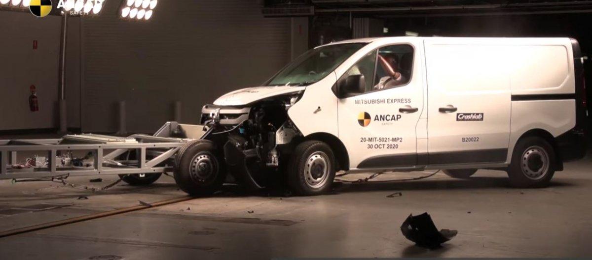 mitsibishi express van