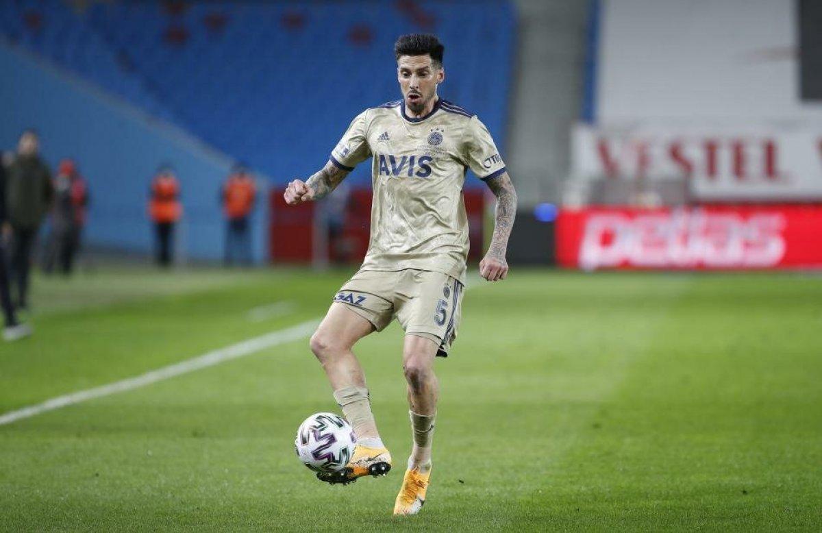 Jose Sosa: Fenerbahçe şampiyonluğu çok fazla istiyor