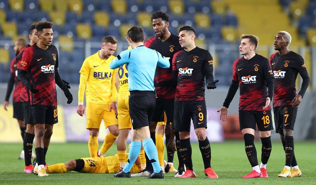 Fatih Terim: Bizi bugün tuzağa düşürdüler