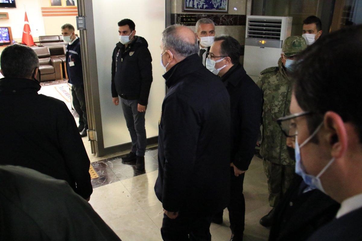 Bakan Akar, Elazığ'da