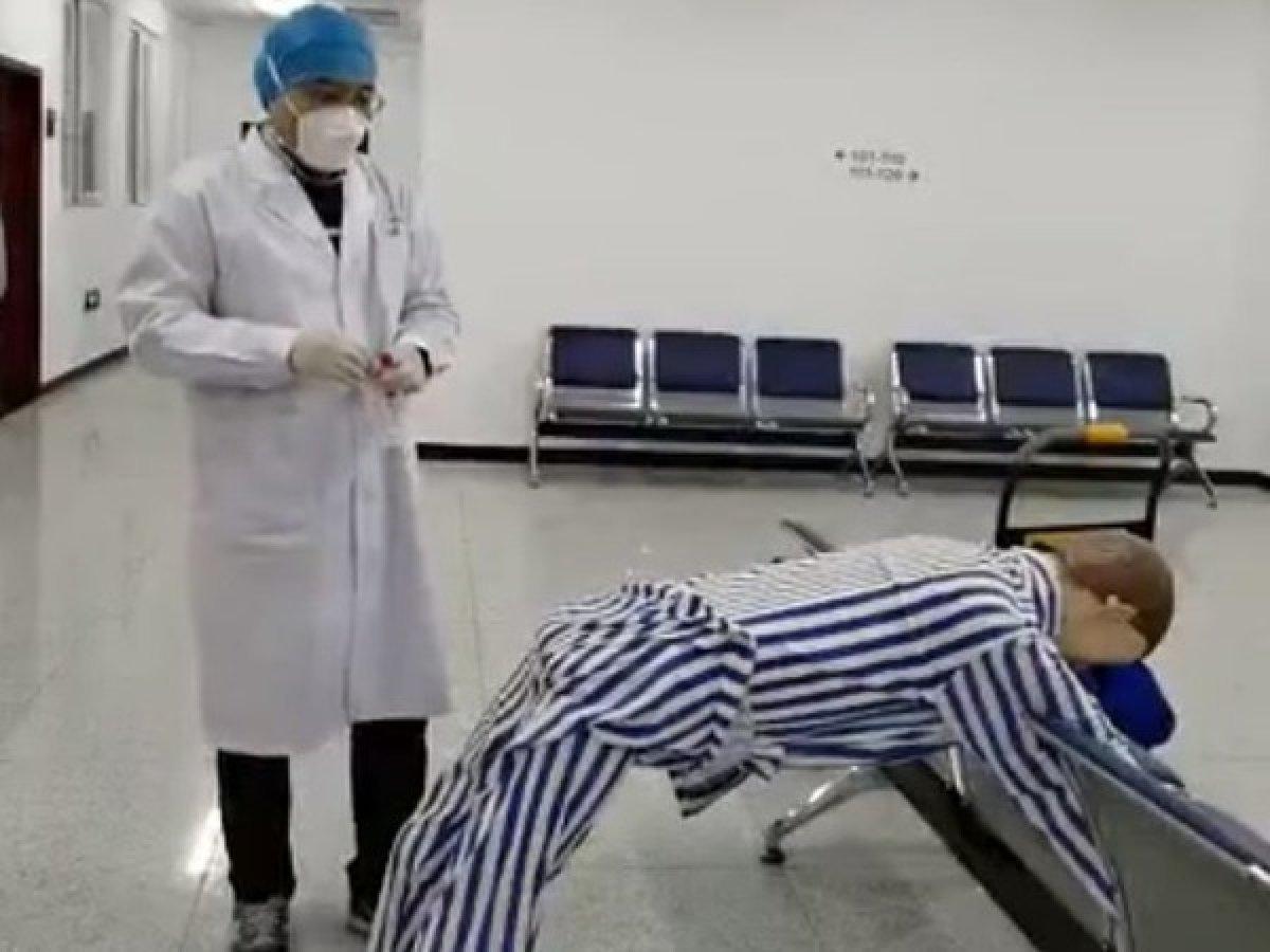 Çin, ülkeye gelen yabancılara anal sürüntü testini zorunlu kıldı