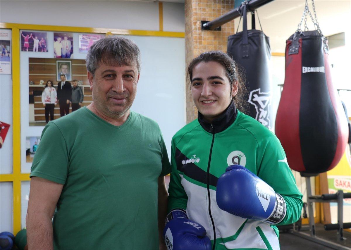 Avrupa şampiyonu milli boksör Ece, gözünü dünya birinciliğine dikti