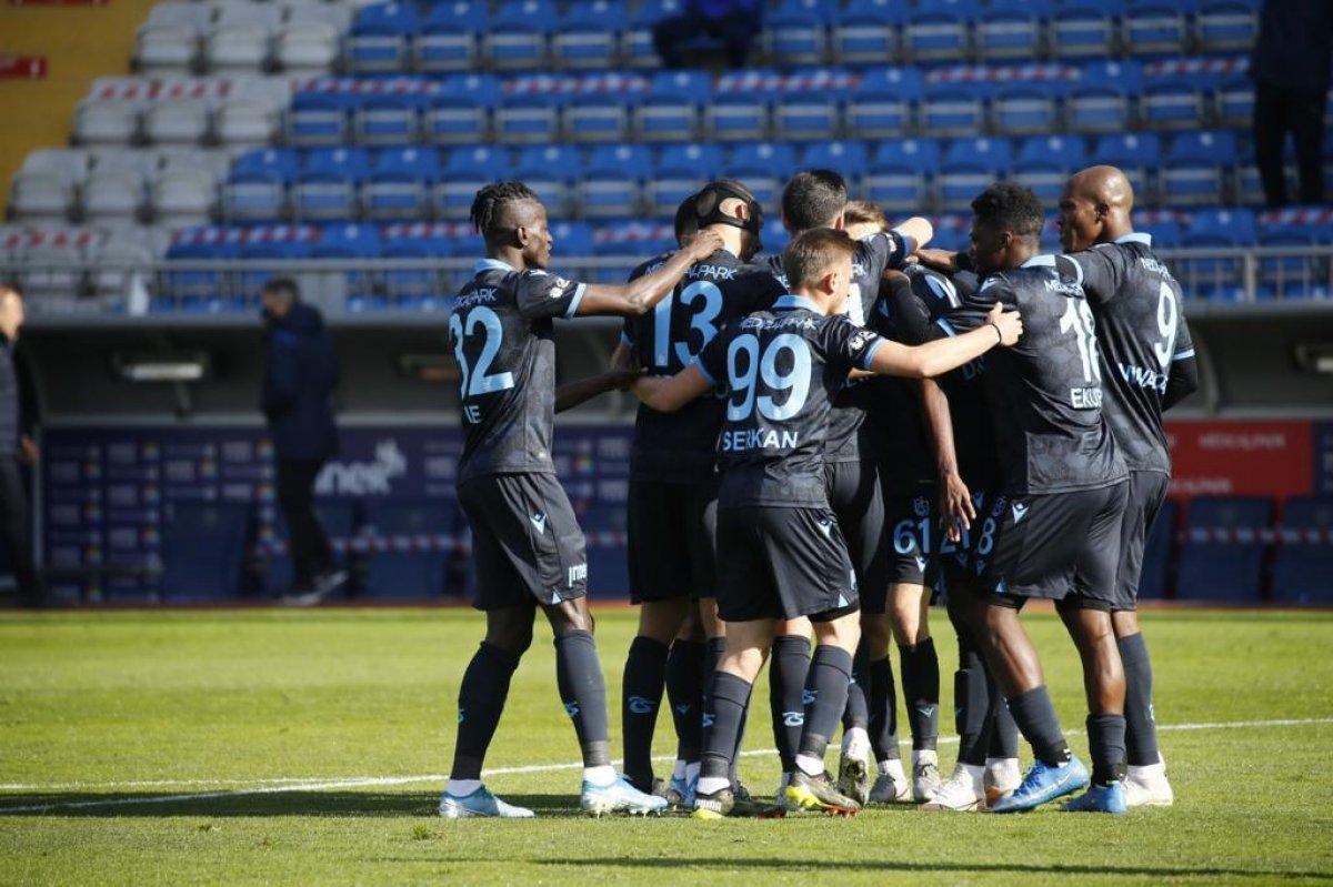 Trabzonspor, Kasımpaşa'yı Bakasetas'la yıktı