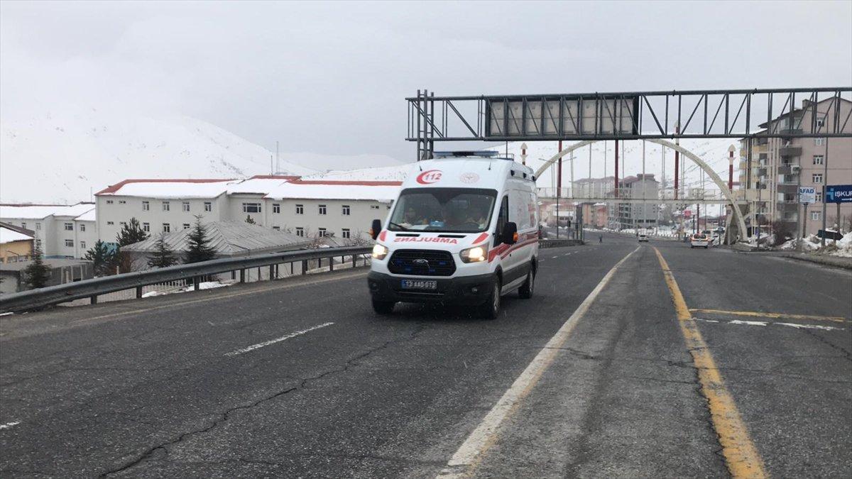 Bitlis'te askeri helikopter düştü