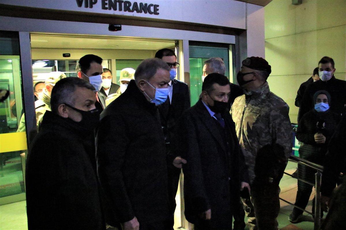 Bakan Akar, Elazığ'da