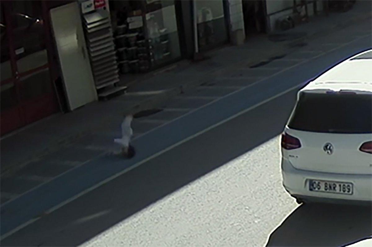 Sakarya'da 3 yaşındaki çocuk dördüncü kattan düştü