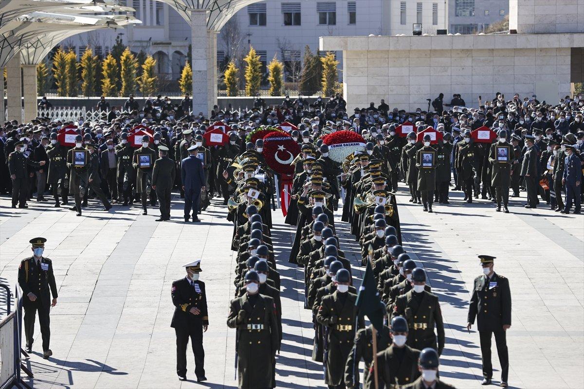 Bitlis şehitleri için Ankara'da devlet töreni