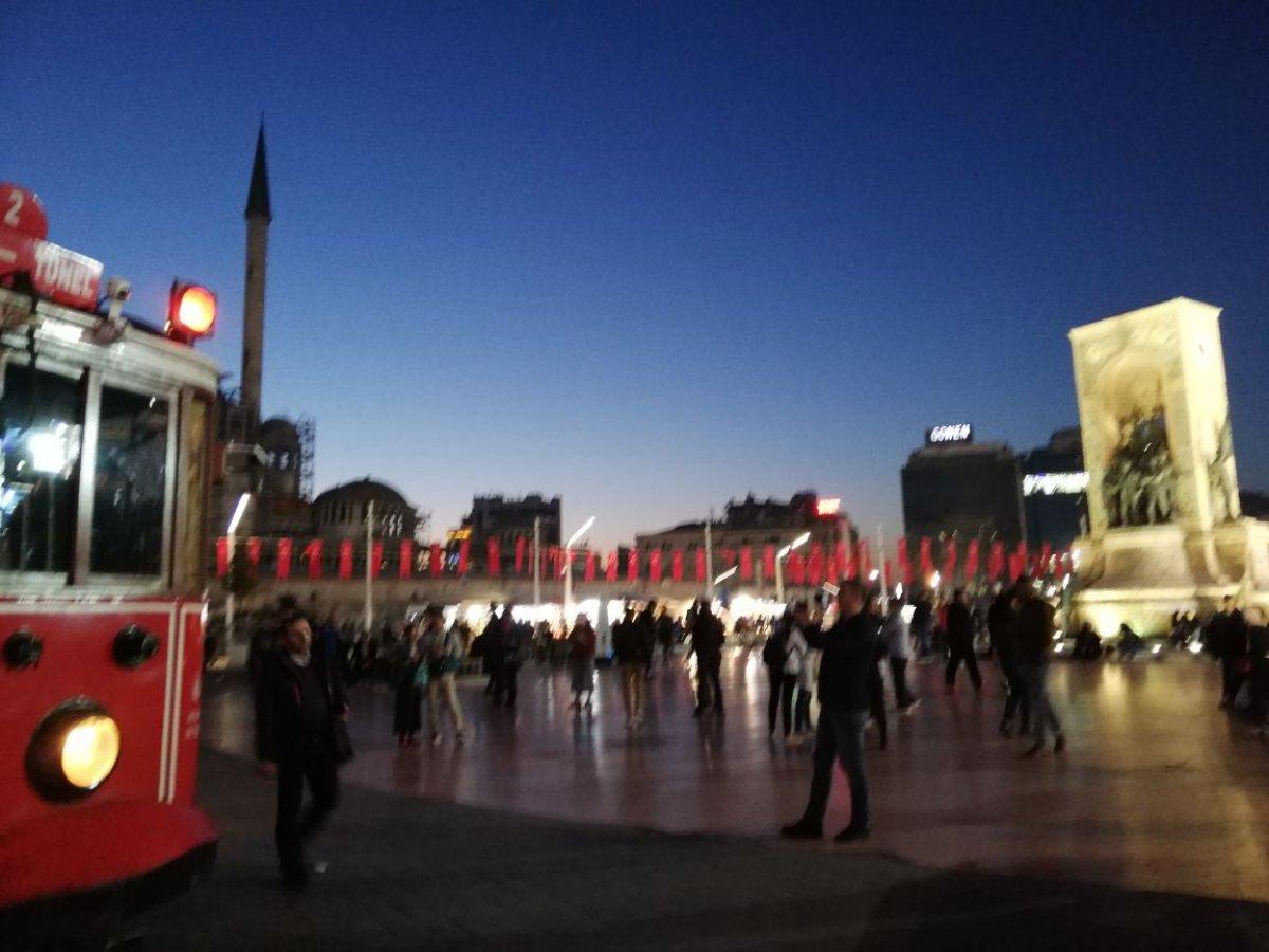 İstanbul'da koronavirüs tedbirlerine uyun çağrısı