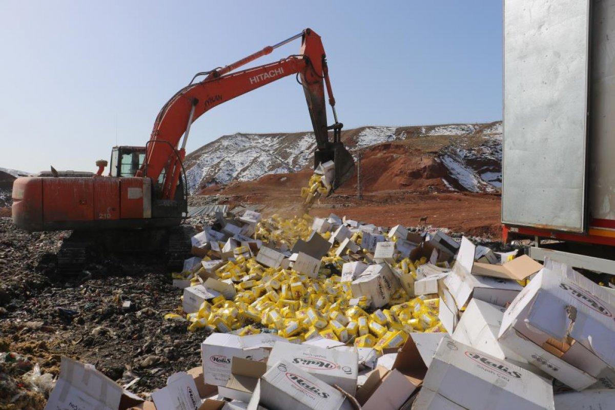 Sivas'ta gümrük kaçağı 5 ton çay imha edildi