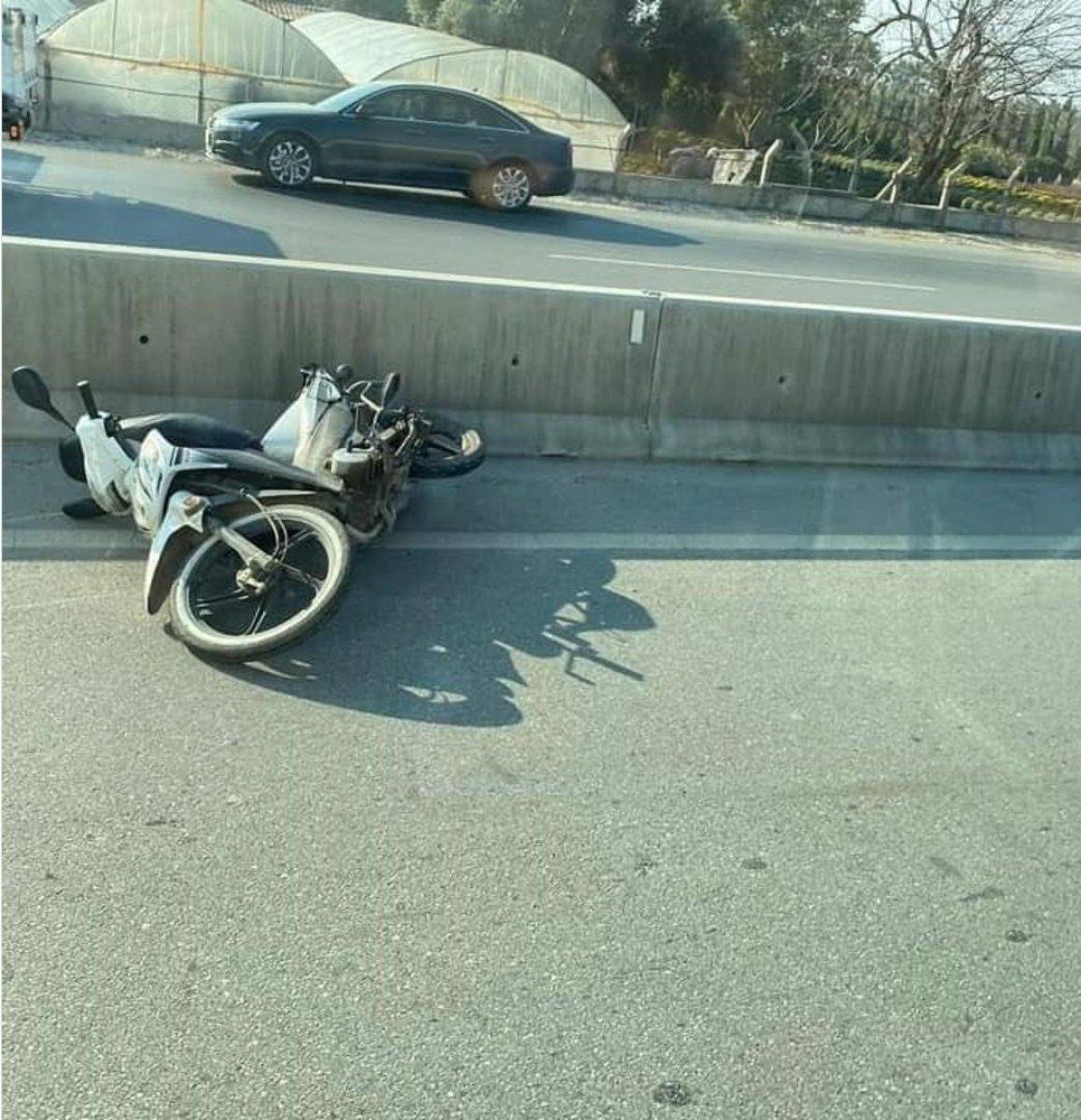 İzmir'de iki motosiklet çarpıştı: 1 ölü, 1 yaralı