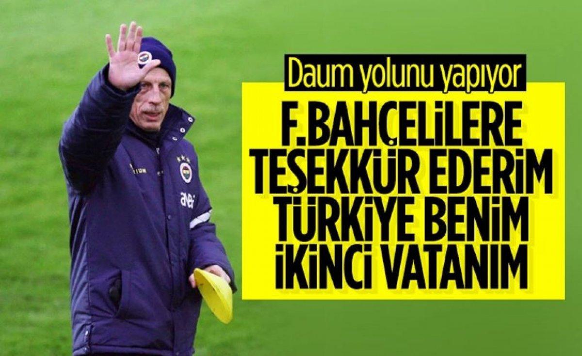 Emre Belözoğlu: Hocamızın arkasındayız