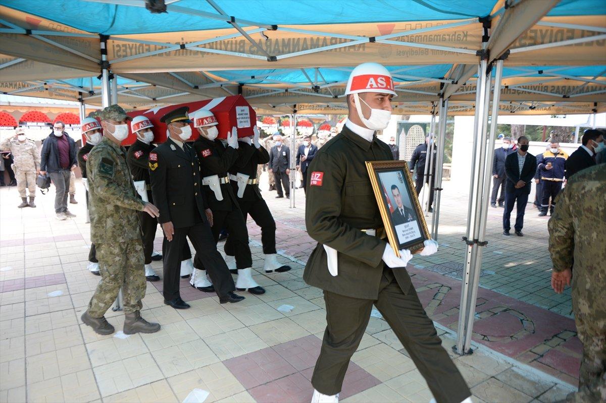 Bitlis şehidi Astsubay Kıdemli Başçavuş Mehmet Demir, son yolculuğuna uğurlandı