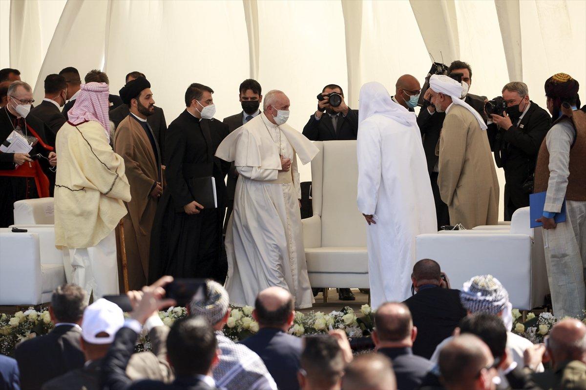 Papa Francis: Terör ve şiddet, dinden kaynaklanmıyor