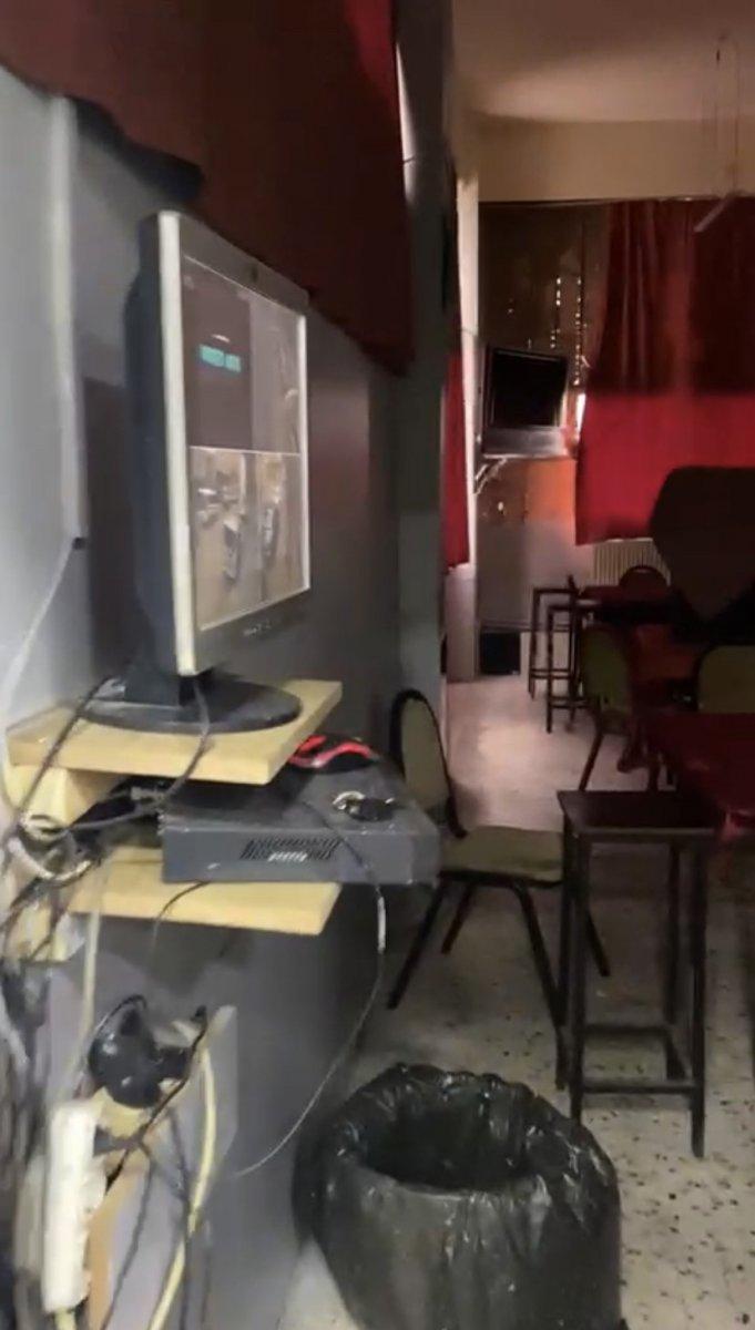 Kağıthane’de kuaför görünümlü kıraathaneye baskın