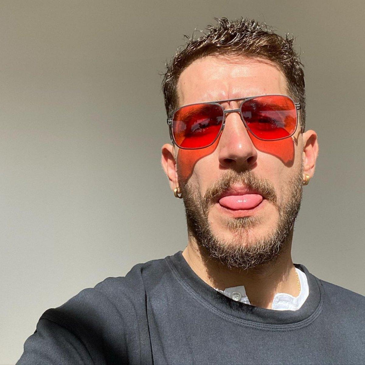 Uraz Kaygılaroğlu ile Berrak Tüzünataç aşkı belgelendi