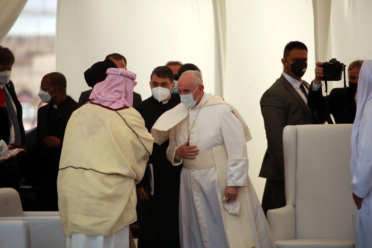 Papa Francis: Terör ve şiddet, dinden kaynaklanmıyor