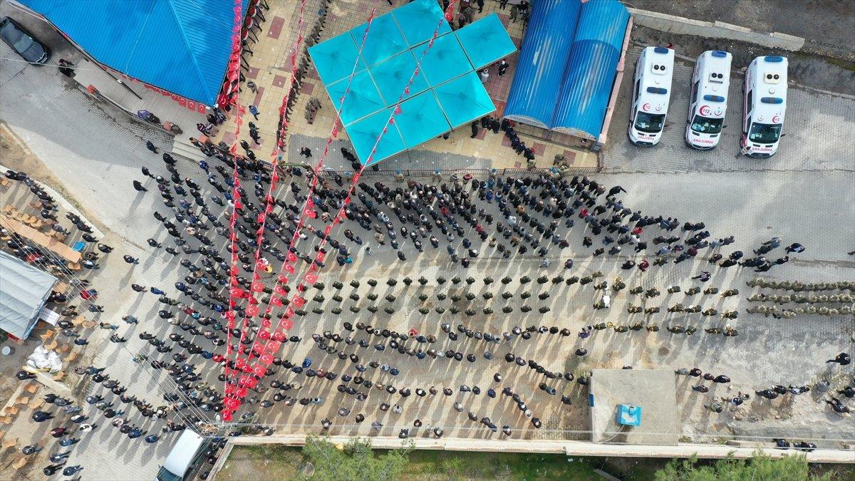 Bitlis şehidi Astsubay Kıdemli Başçavuş Mehmet Demir, son yolculuğuna uğurlandı