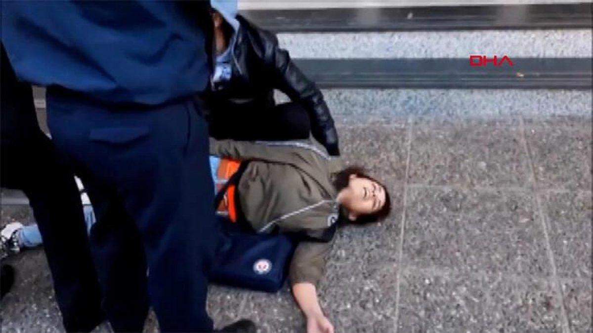 Yunanistan mültecileri konakladıkları otelden zorla attı