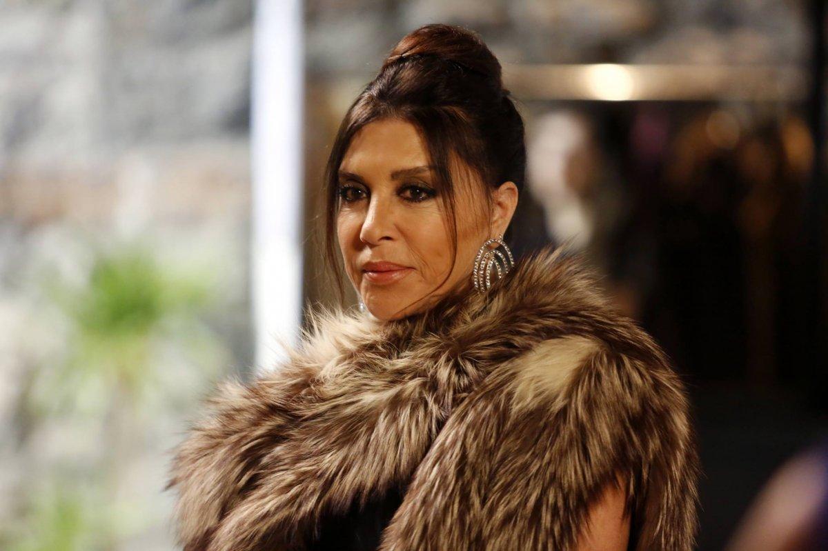 Kürküyle dikkat çeken Nebahat Çehre: Etini yiyorlar ya, öyle bir şey