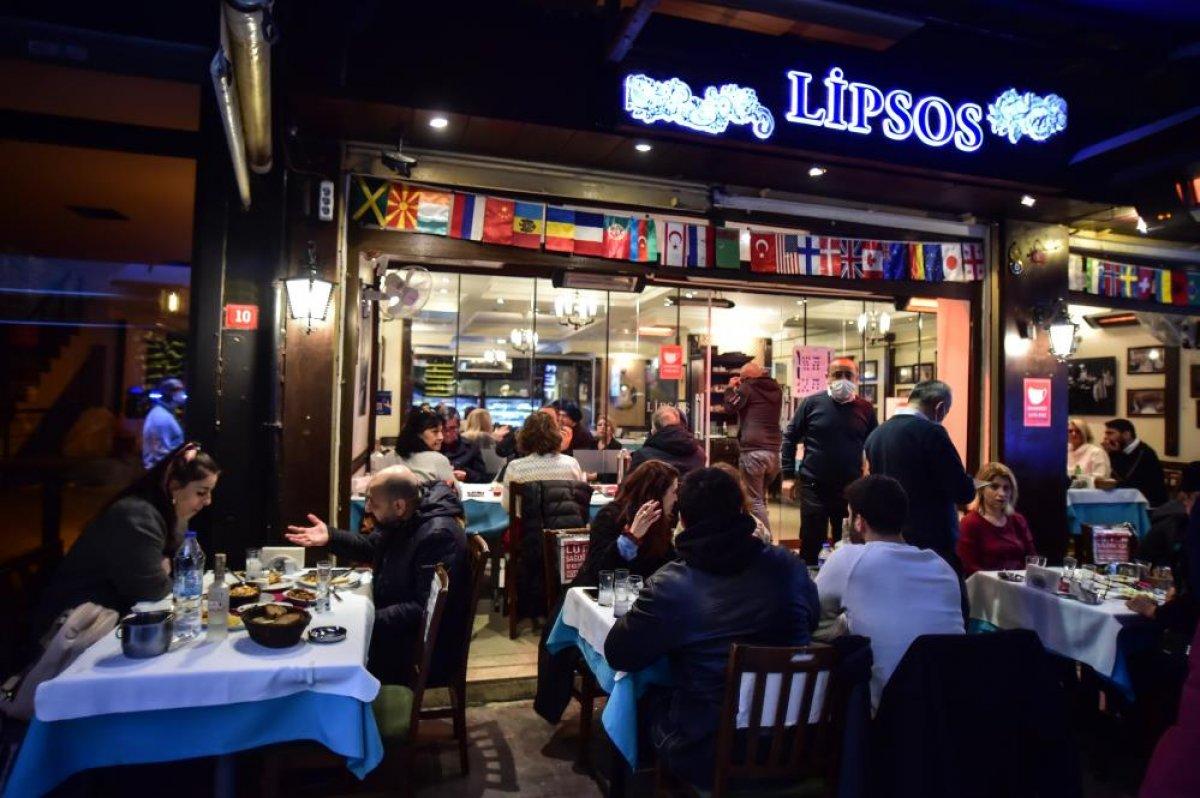 İstiklal Caddesi’nde korona virüs denetimi