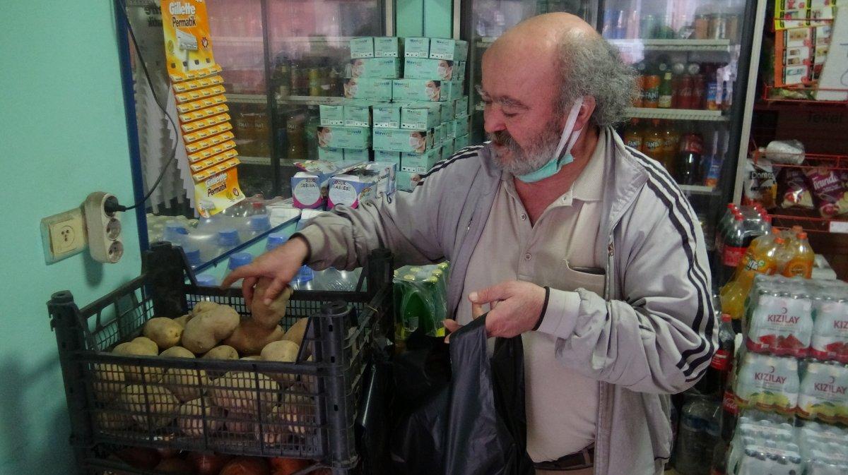 Afyonkarahisar'da askıda 'patates-soğan' uygulaması başlatıldı