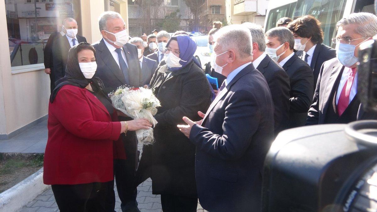Aile, Çalışma ve Sosyal Hizmetler Bakanı Selçuk'tan Hatay ziyareti