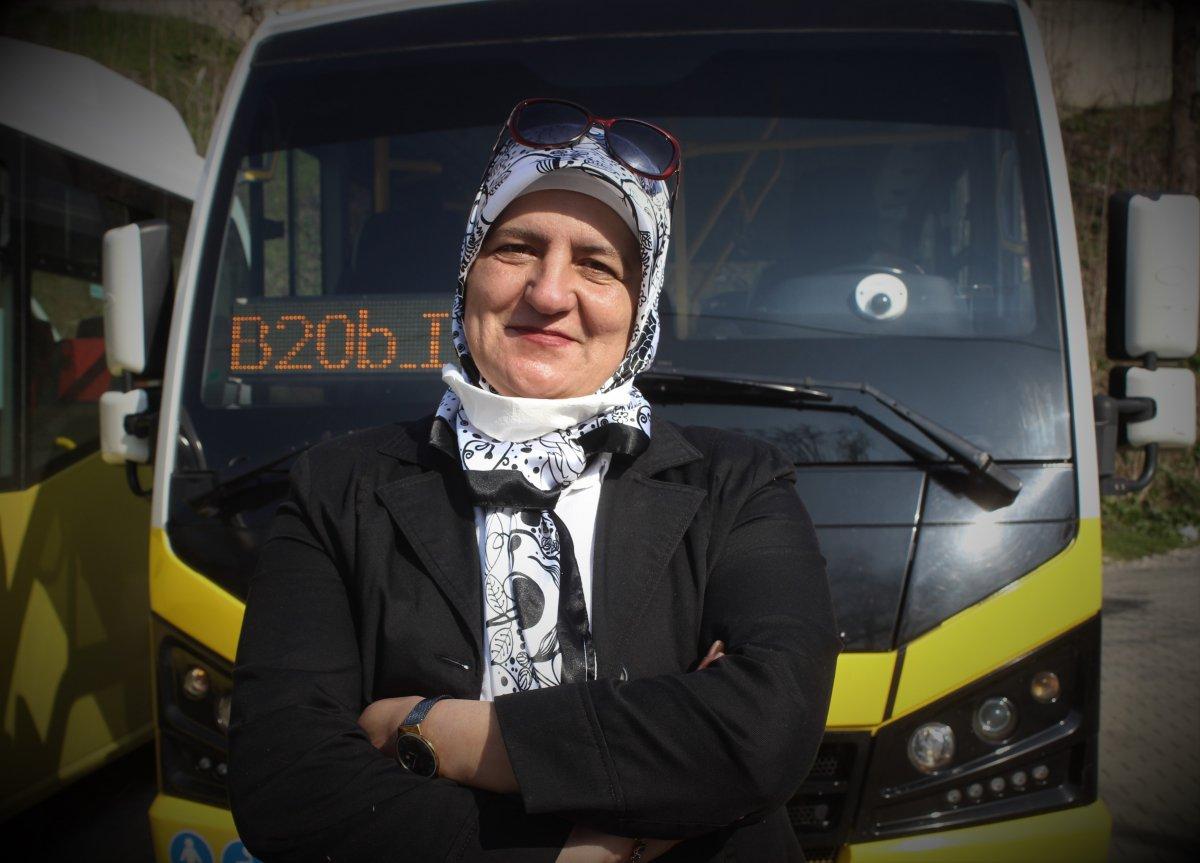 Bursa'da binmeye korktukları kadın şoförün aracının müdavimi oldular