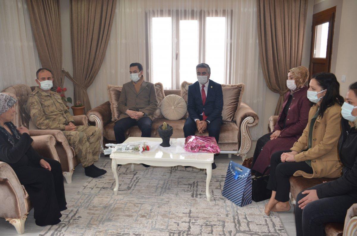 Şırnak'ta şehit anneleri unutulmadı