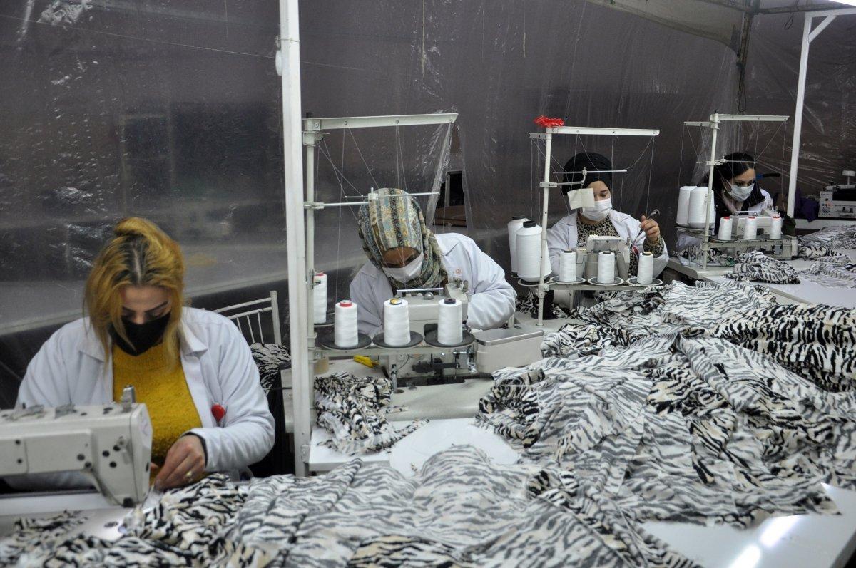 Hakkari'de tekstil kadınlara emanet