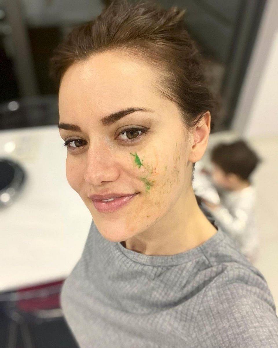 Fahriye Evcen: Küçük ressamım