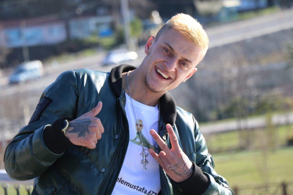 Mesut'a benzeyen genç: Zonguldaklı Mustafa