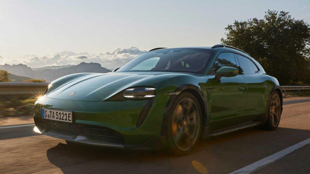 porsche taycan cross turismo